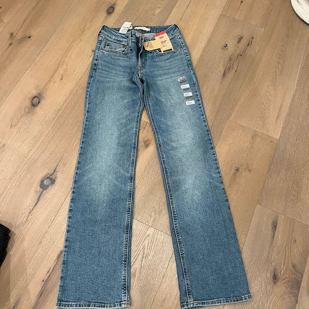 Levi's Women's Straight Leg Blue Jeans